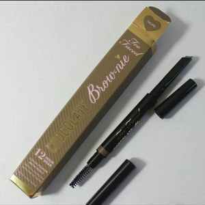 Too Faced Chocolate Brownie brow pencil in Taupe